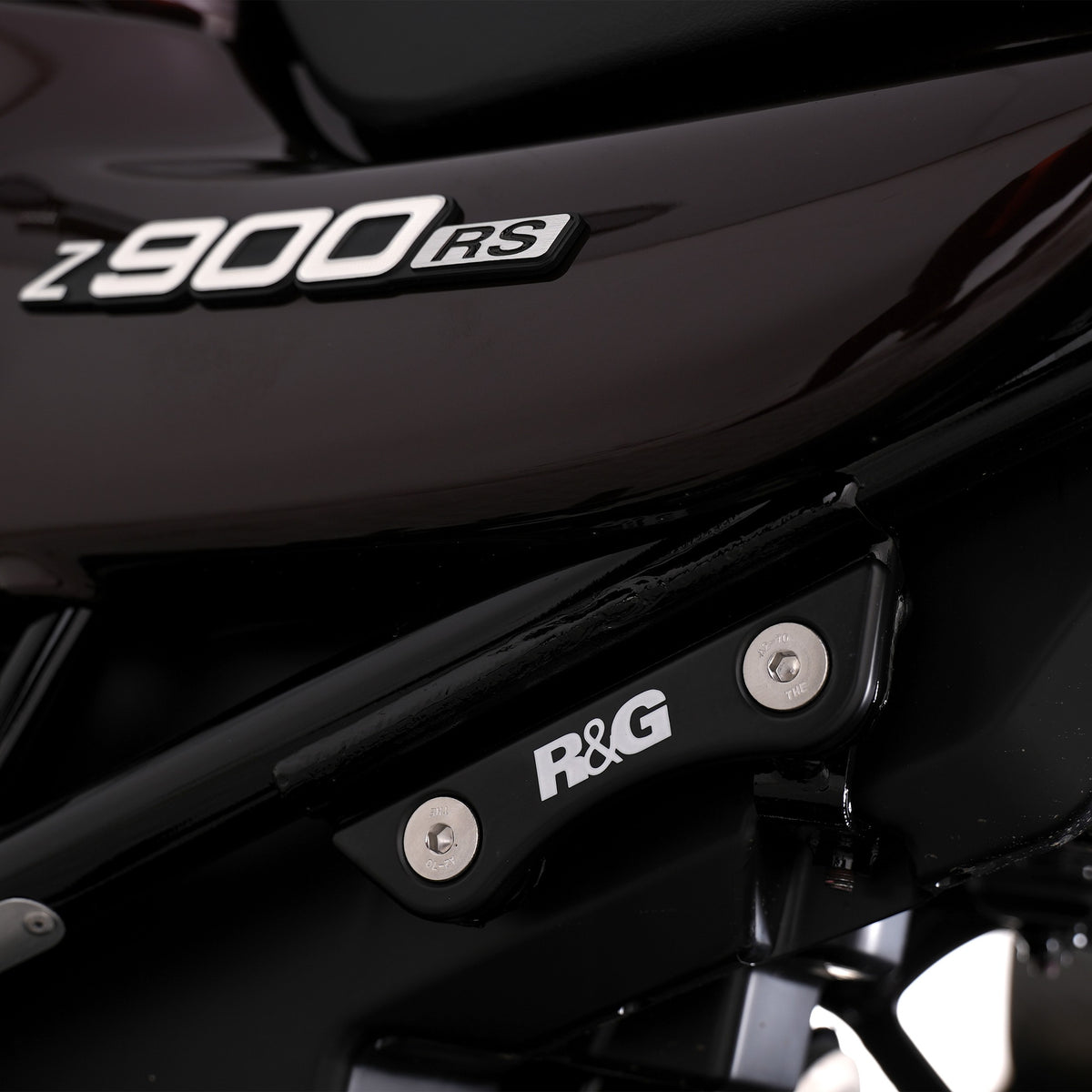 Rear Foot Rest Blanking Plates for Kawasaki Z900 '17- & Z900RS '18-