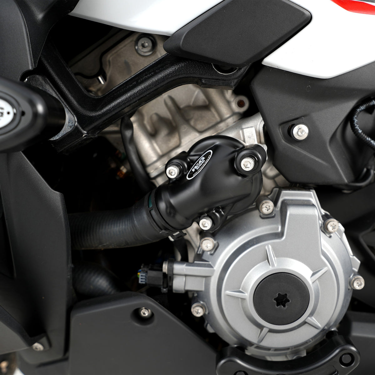 Engine Case Cover for BMW S1000RR '19- & S1000R '21- / Sport/ M Sport '21- '24 & M1000RR '21- '24 & M1000R '23-, M1000XR '24- (LHS Water Pump Cover Road/Race Version)