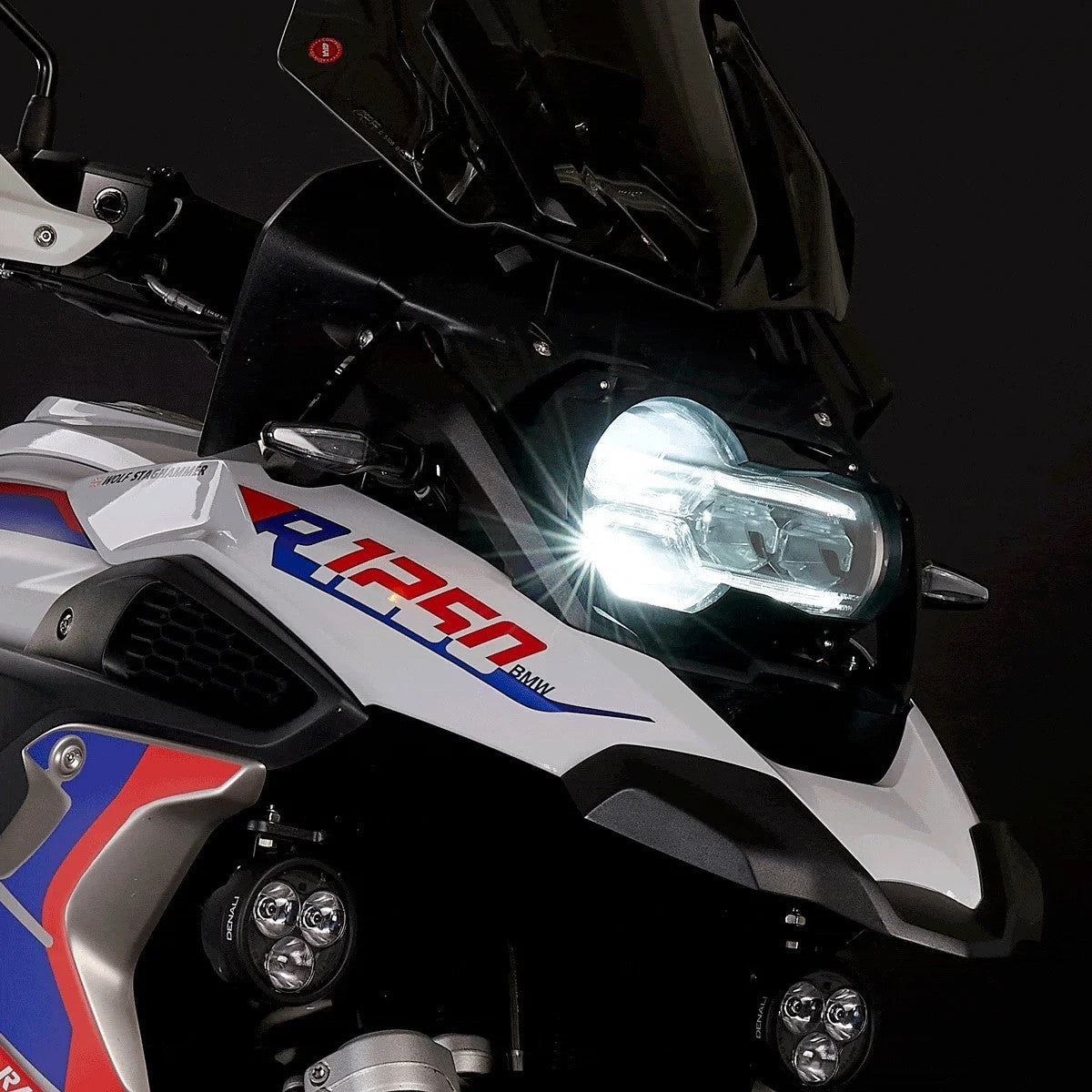 Weiser Front Indicator Re-sequencing module - BMW R1250 GS & R1250 GSA '21-25.
