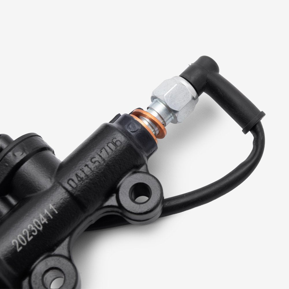 Rear Brake Master Cylinder 4