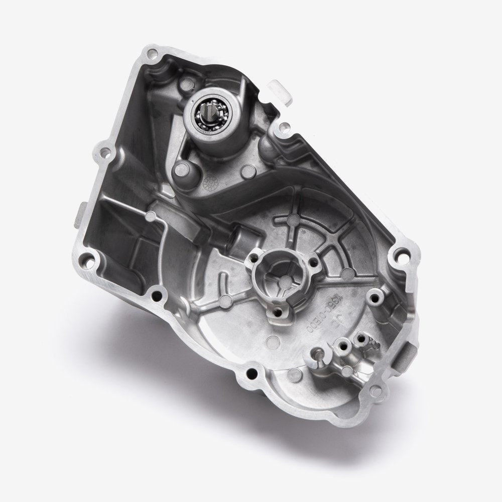 Right Engine Casing 4