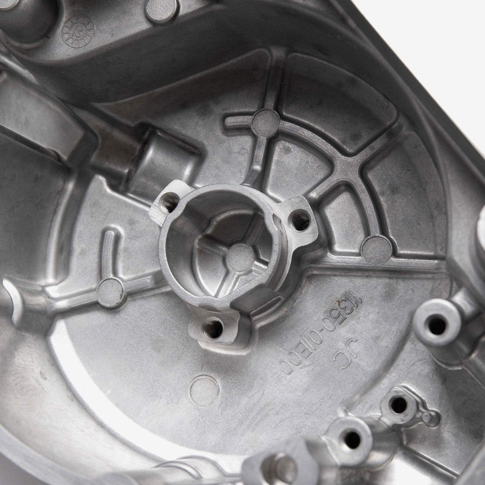 Right Engine Casing 5