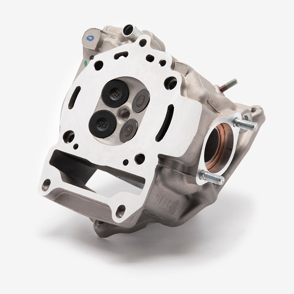 Cylinder Head Complete 3