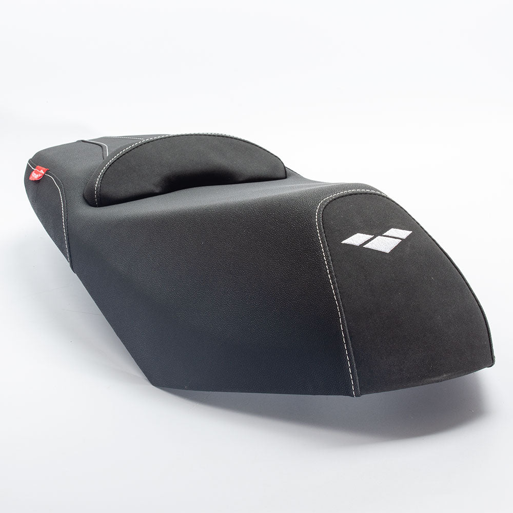 Main Seat with Lumber Support and Stitching 3