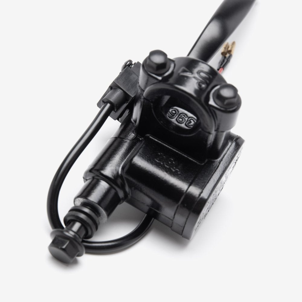 Brake Master Cylinder 4