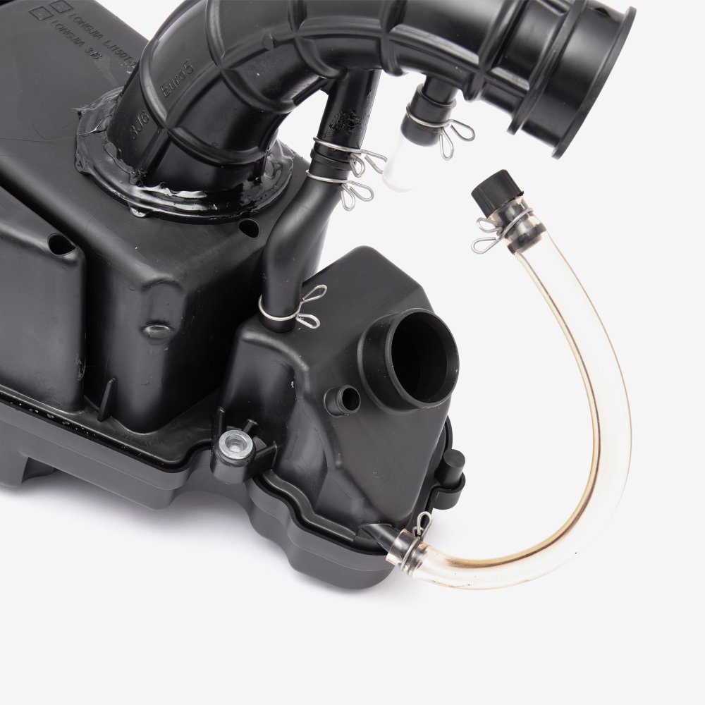 Air Filter Assembly (Air Box) 5