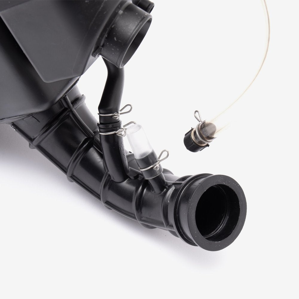 Air Filter Assembly (Air Box) 7