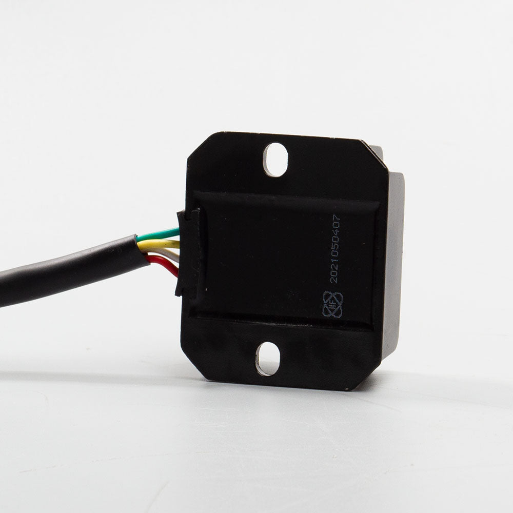 Regulator / Rectifier 4
