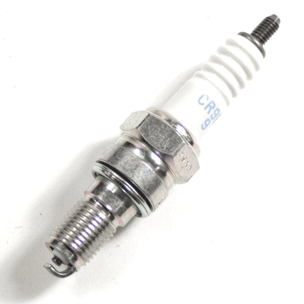 CR9EH-9 Spark Plug 2