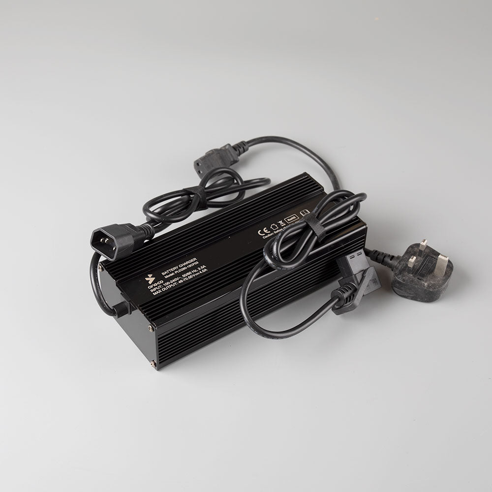 EV Battery Charger (3-pin Plug) 2