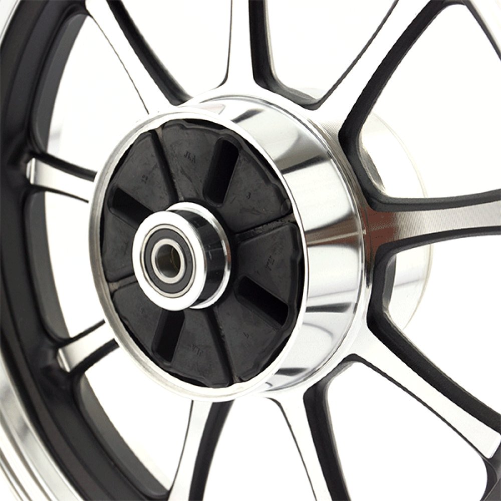 Multi-Spoke Wheel 3