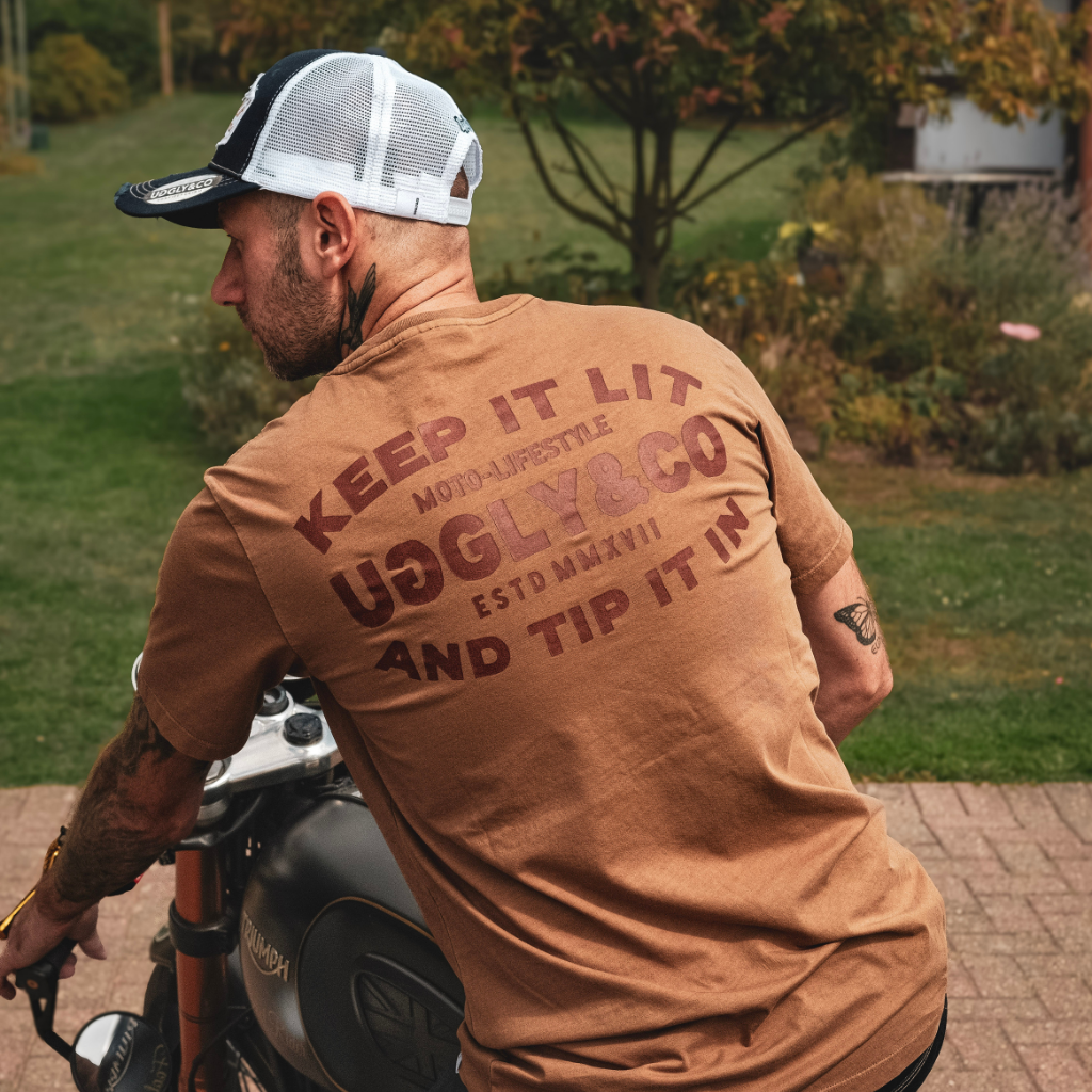 Malt Keep it Lit' Tee by Uggly & Co
