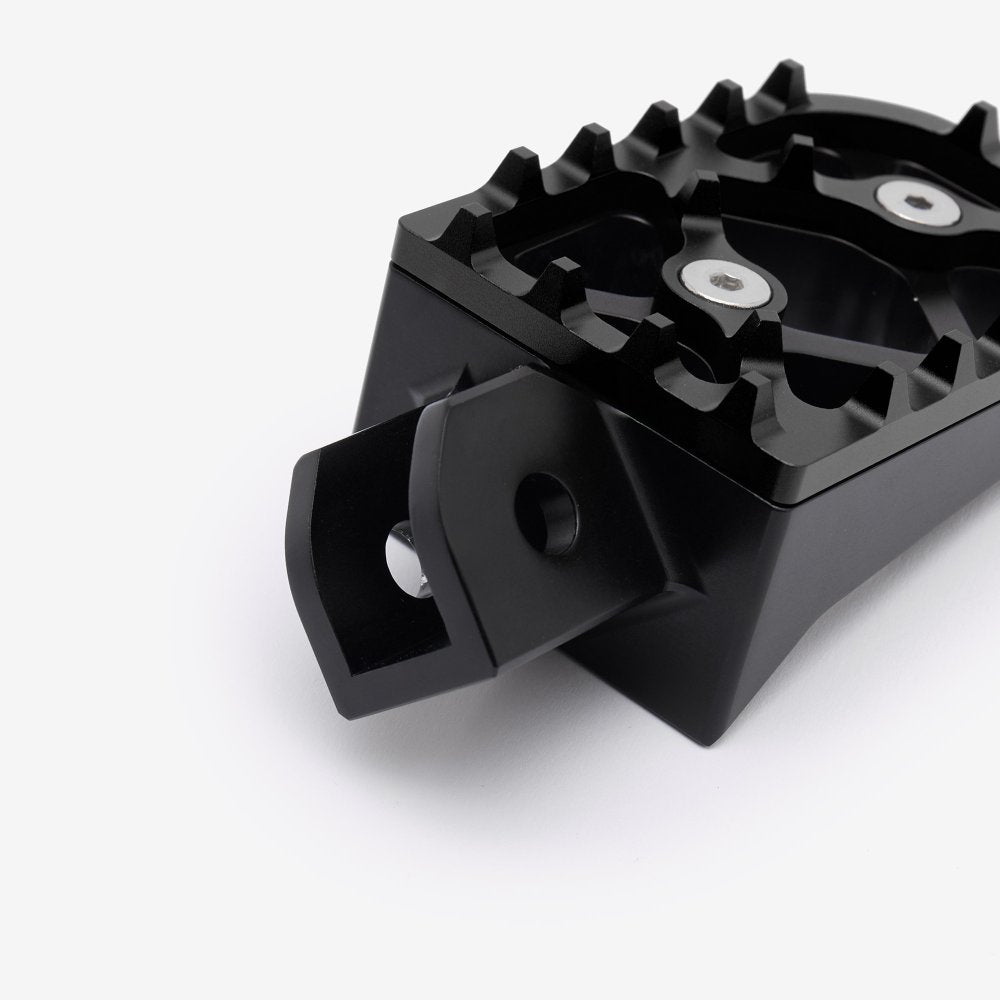 Premium Foot Peg And Brace Set 7