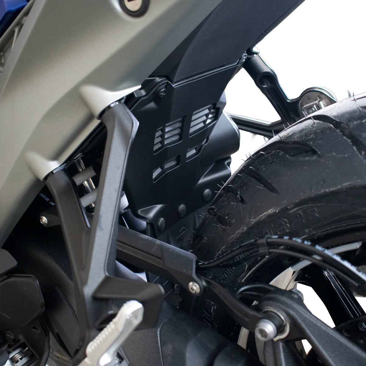 Shock Shield Matte Black BMW R 1300 R '25- & R 1300 RS '25-