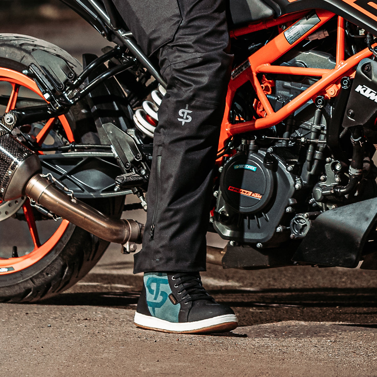 Spada Strider Pro CE WP Trainers Coral/Black