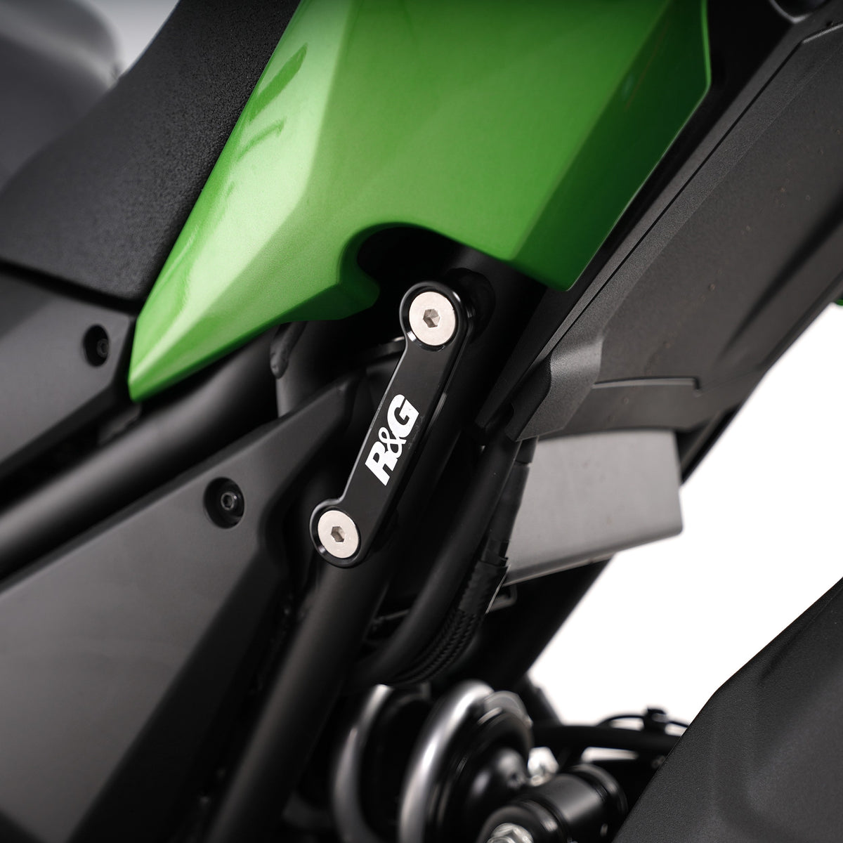 Rear Foot Rest Blanking Plates for Kawasaki Z650 S ‘26-, Z650 '17- & Ninja 650 '17-