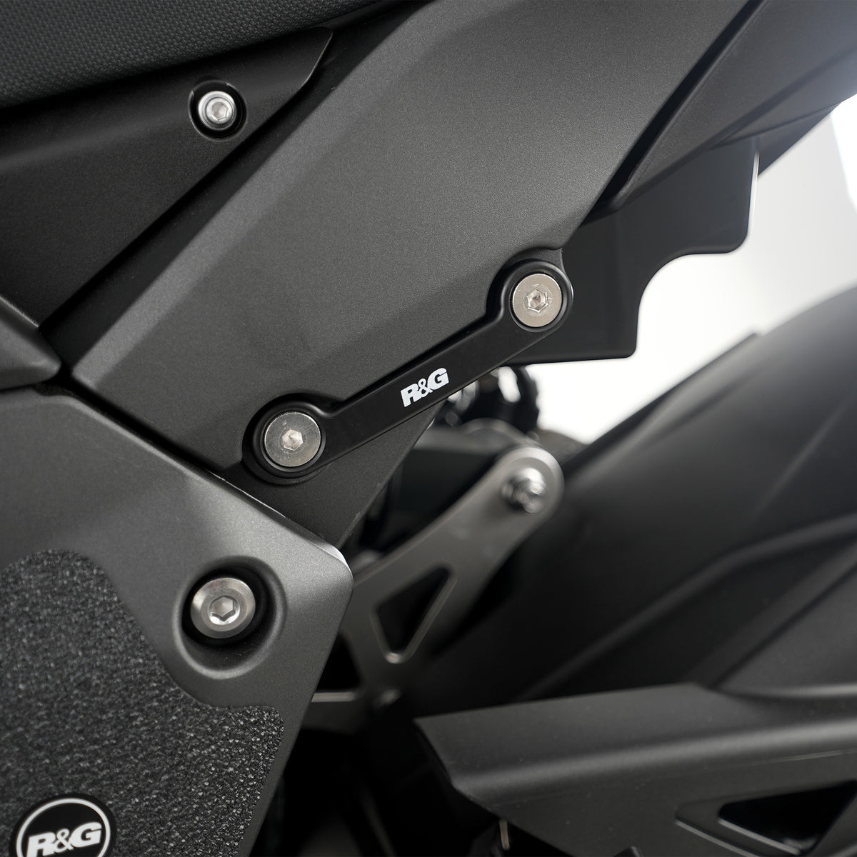 Rear Foot Rest Blanking Plate for Kawasaki Ninja 1000SX ’20- '24, Z1100 '26- & Ninja 1100SX (SE) '25- -LHS