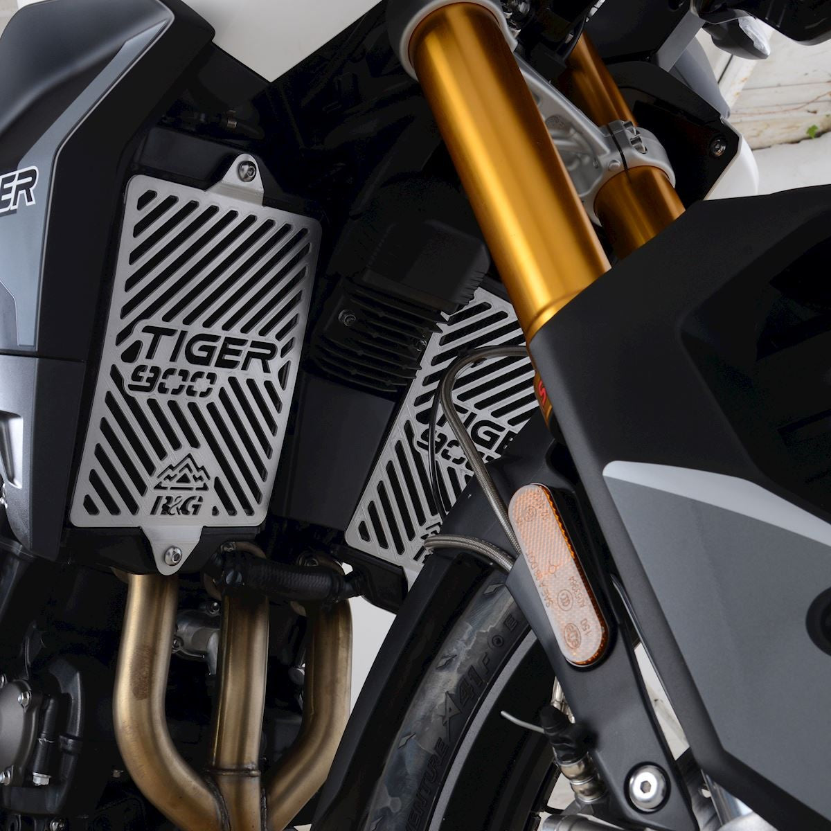 Branded Radiator Guards For Triumph Tiger 900/900Rally(PRO)/ 900GT (PRO/LOW) '20-(Pair)