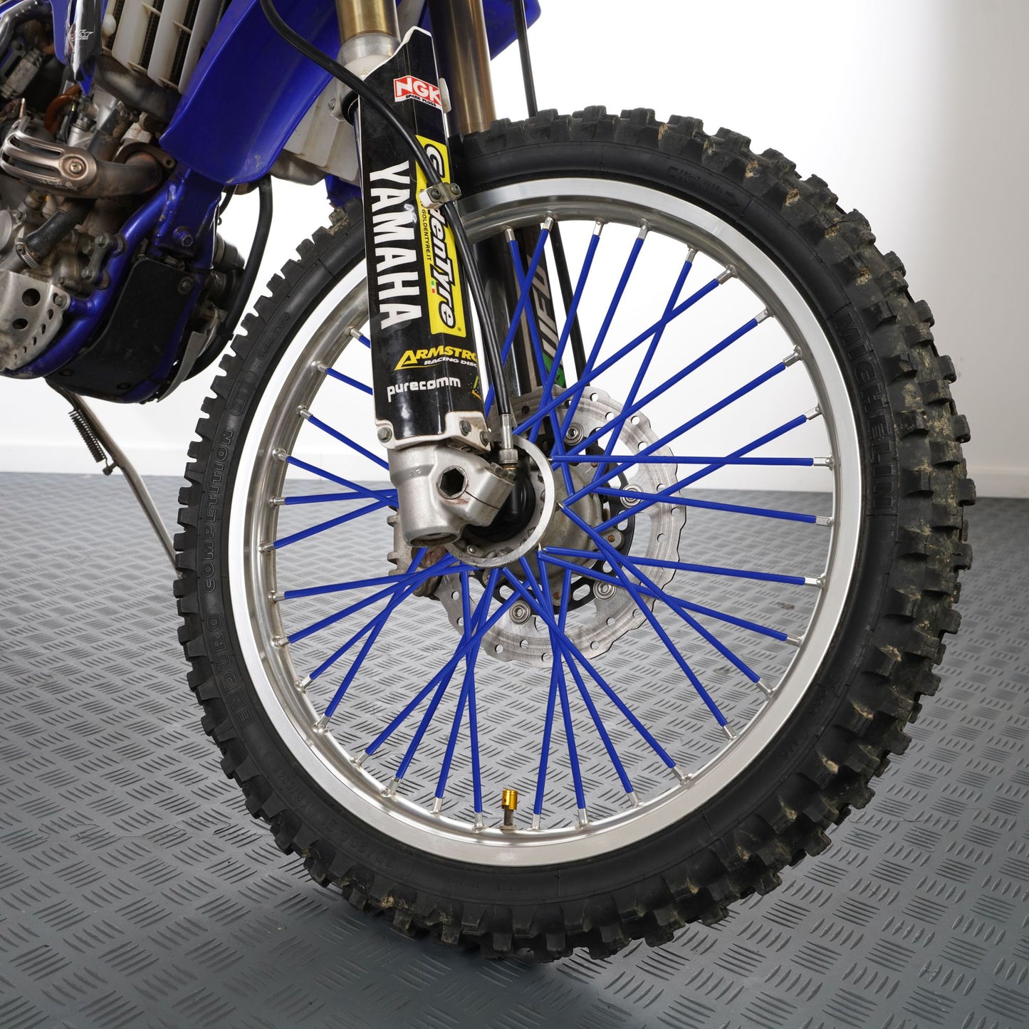 GP Pro Pack Of 40 Blue Spoke Shrouds - 21cm