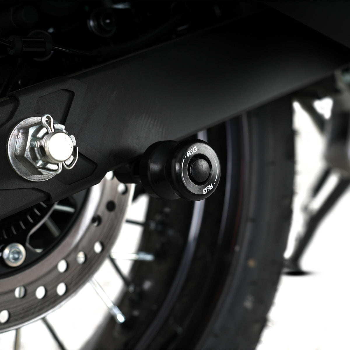 Cotton Reels for Kawasaki KLE500 '26-, KLE500 SE ’26-, Ducati Hypermotard 698 Mono'24-, Multistrada V2 '22- '24, Multistrada V4 '21- '24 and 8 others.