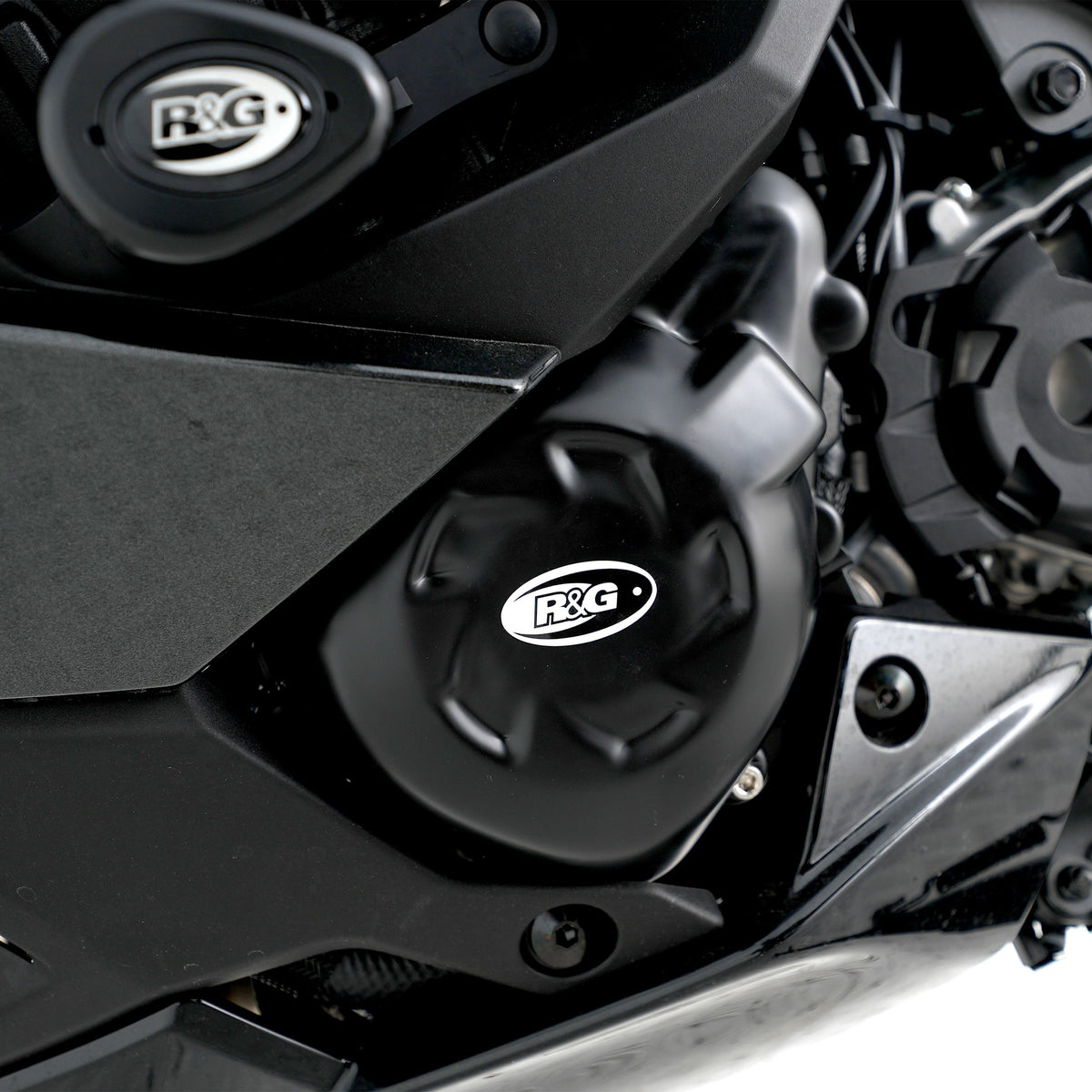 Engine Case Cover Kit (2pc) for Kawasaki Z1000, Z1000R Z1000SX, Versys 1000 , Ninja 1100SX (SE) '25- , Ninja 1000SX & Versys 1100 ’25-