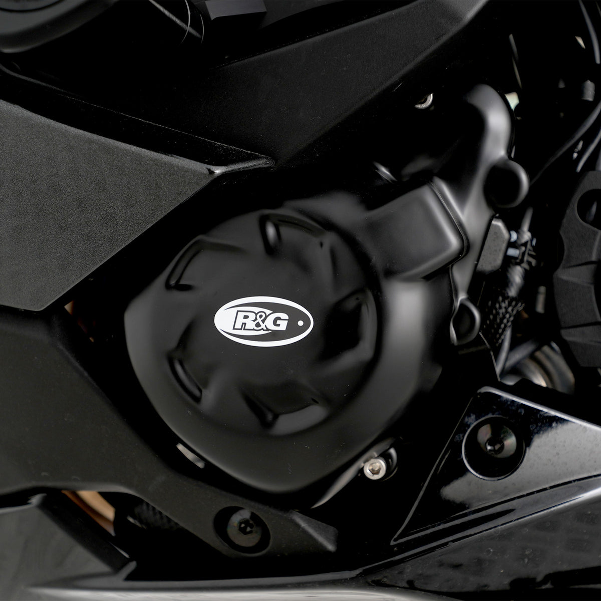 Engine Case Cover Kit (2pc) for Kawasaki Z1000, Z1000R Z1000SX, Versys 1000 , Ninja 1100SX (SE) '25- , Ninja 1000SX & Versys 1100 ’25-