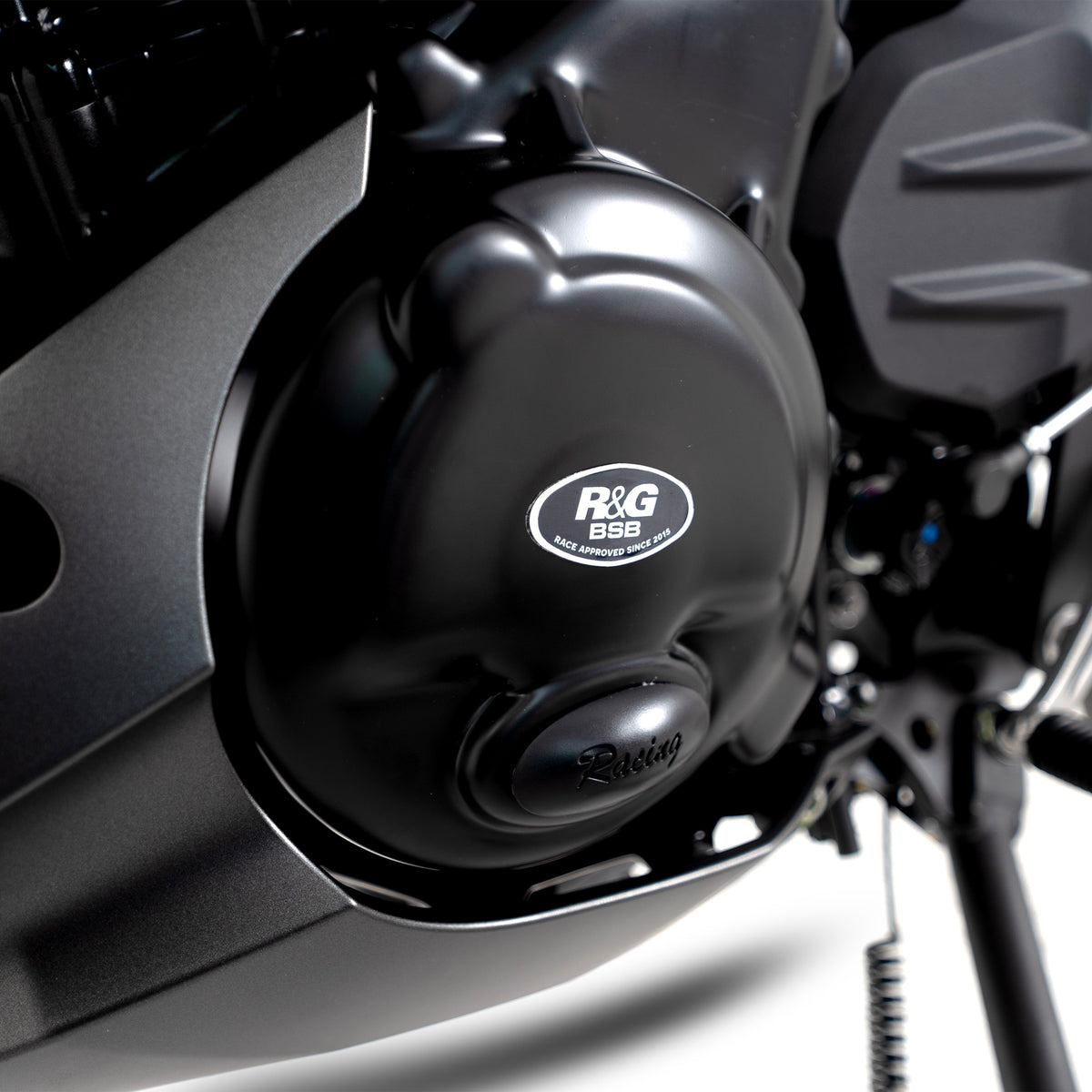 Engine Case Cover for Kawasaki KLE500 '26-, KLE500 SE ’26-, Z500 '24-, Eliminator 500 '24-, Ninja 400 '18- and 4 others.