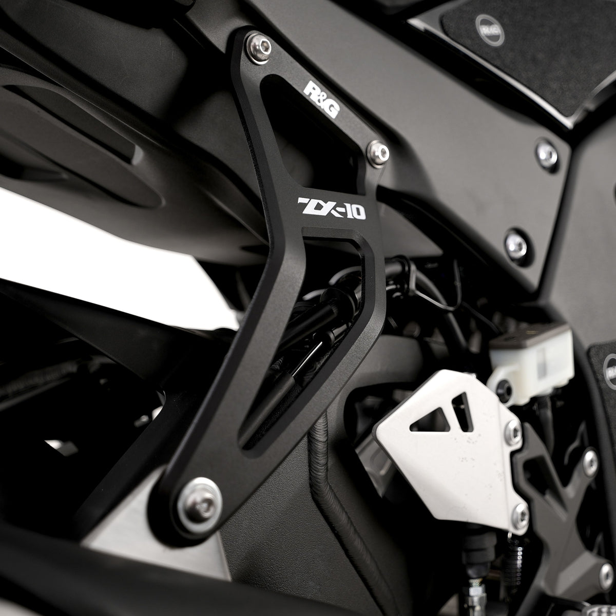 Exhaust Hanger for Kawasaki ZX-10R '25- & ZX-10RR '25-