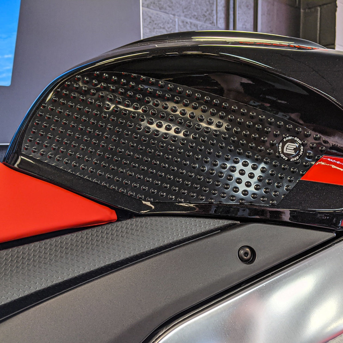Eazi-Grip Aprilia RSV4 / Tuono V4 1100 '21- - EVO
