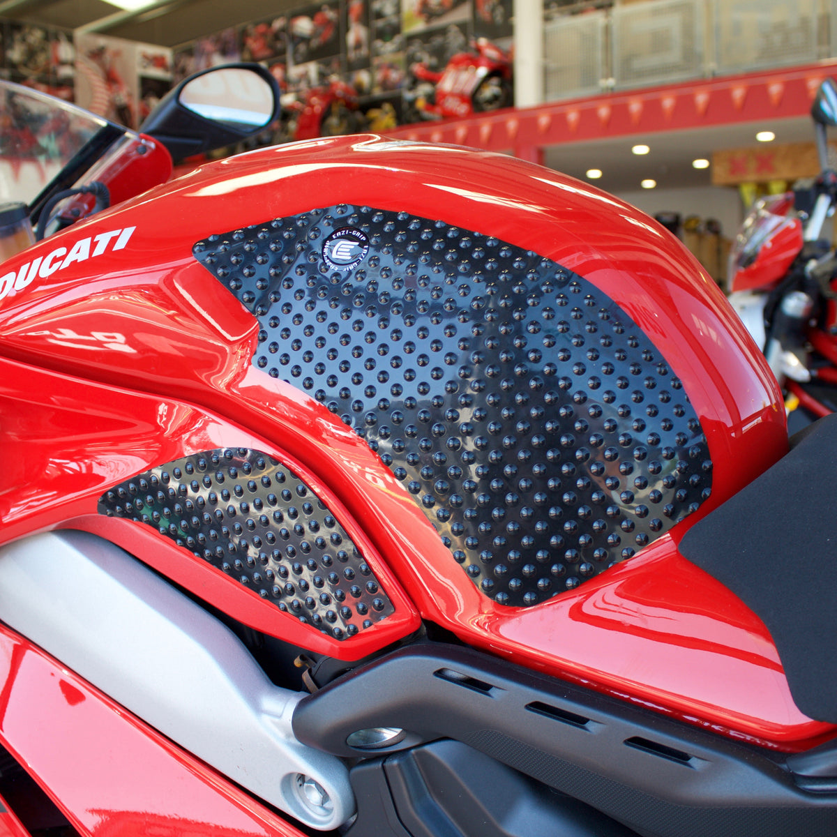 Eazi-Grip Ducati Streetfighter V4 '20-22 - EVO
