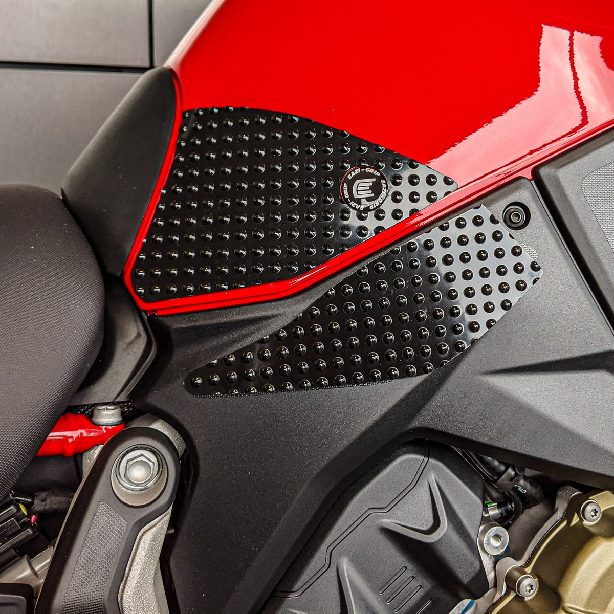 Eazi-Grip Ducati Multistrada V4 Pikes Peak '21- - EVO