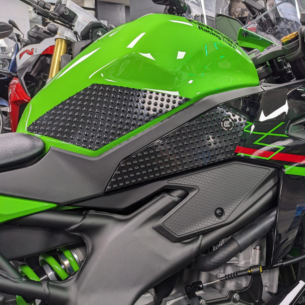 Eazi-Grip Kawasaki Ninja ZX-4RR '23- - EVO