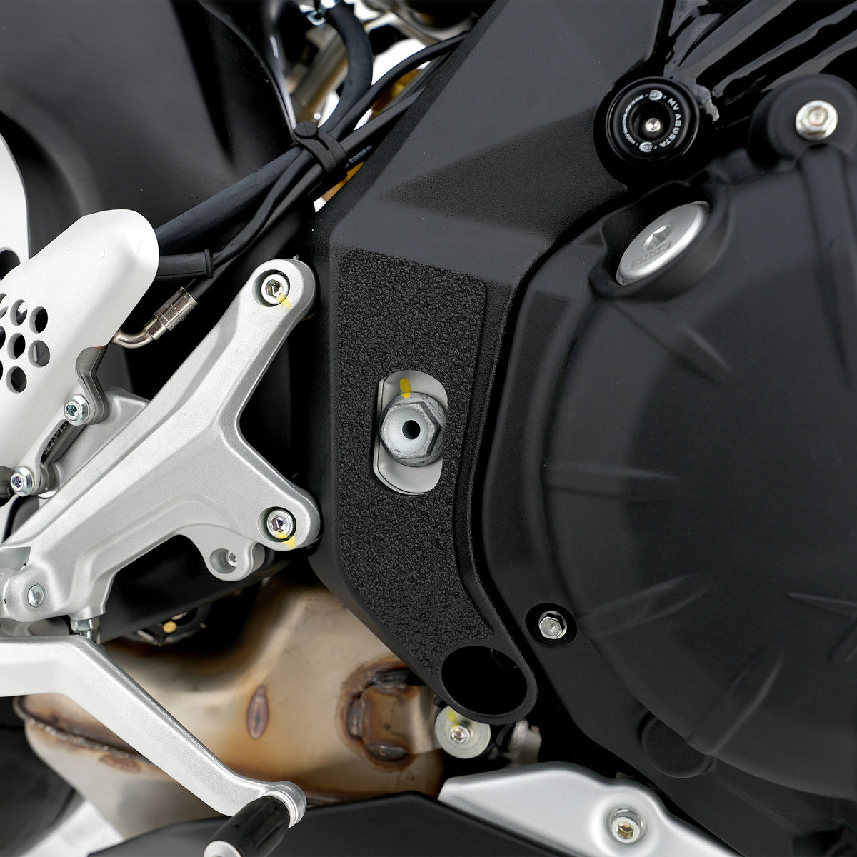 R&G Boot Guard Kit for MV Agusta Brutale 1000RR '20-25 & Brutale 1000RS '24-25.