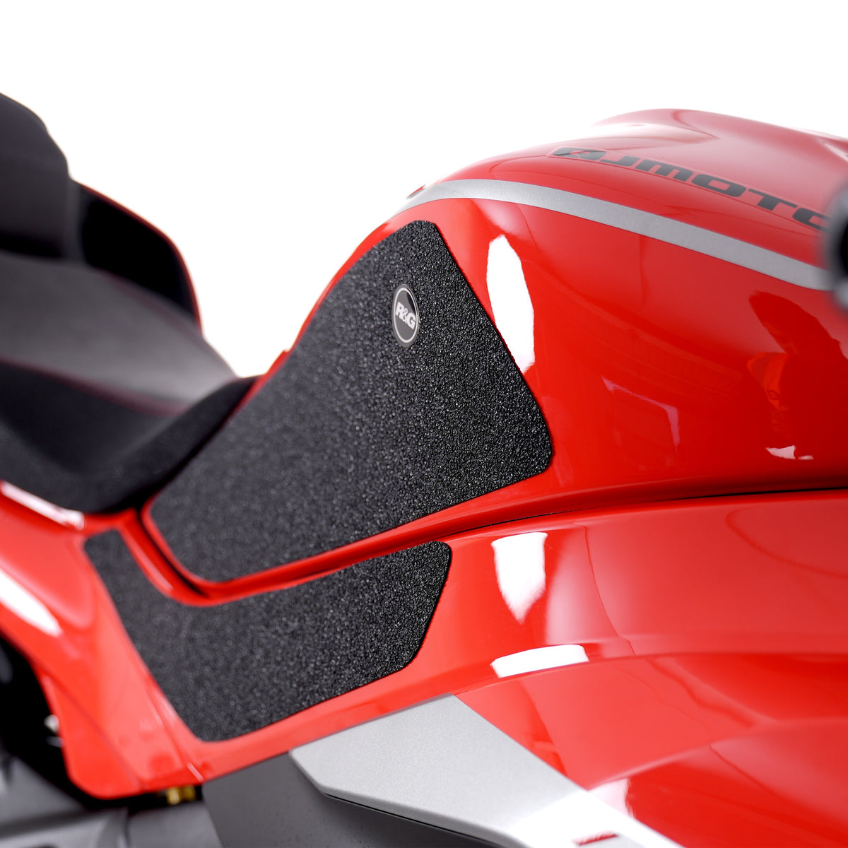 R&G Tank Traction Grip for QJMOTOR SRK 800 RR '25- (4 Piece Kit)