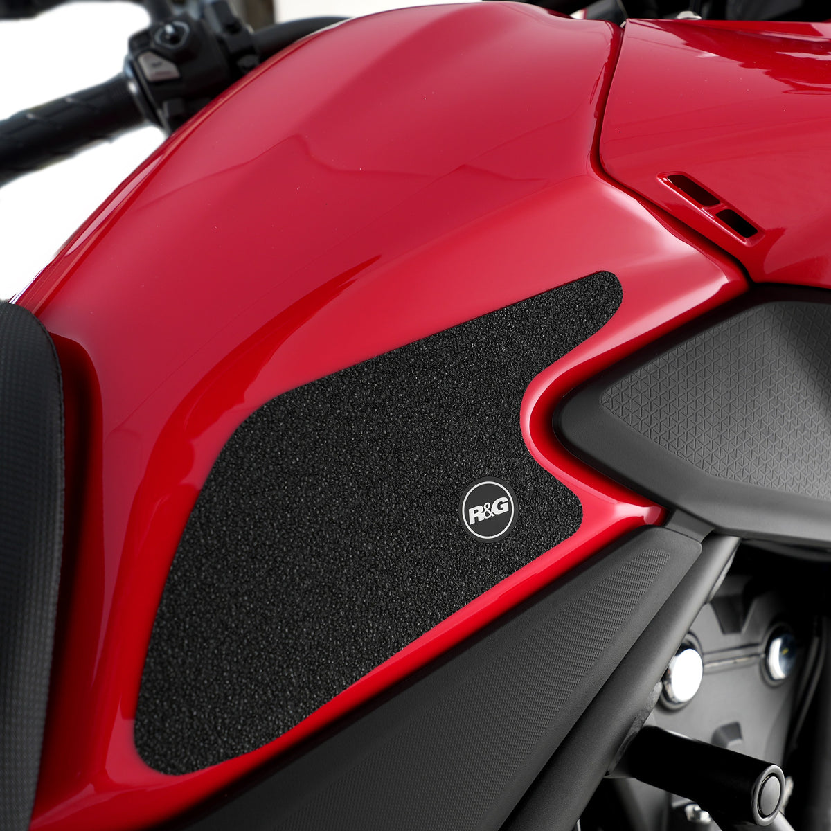 R&G Tank Traction Grips for Honda NX500 '24-