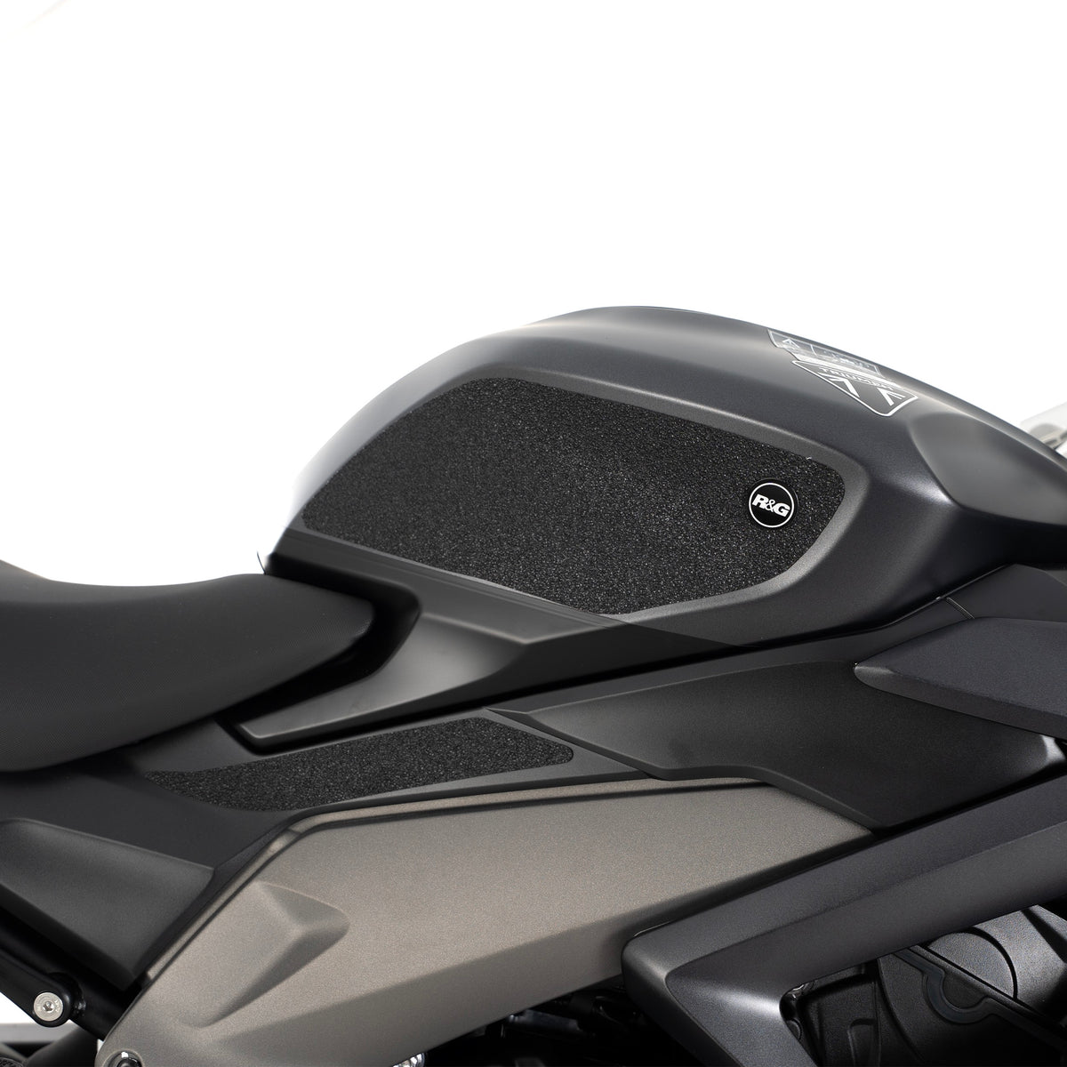 R&G Tank Traction Grips for Triumph Daytona 660 '24-