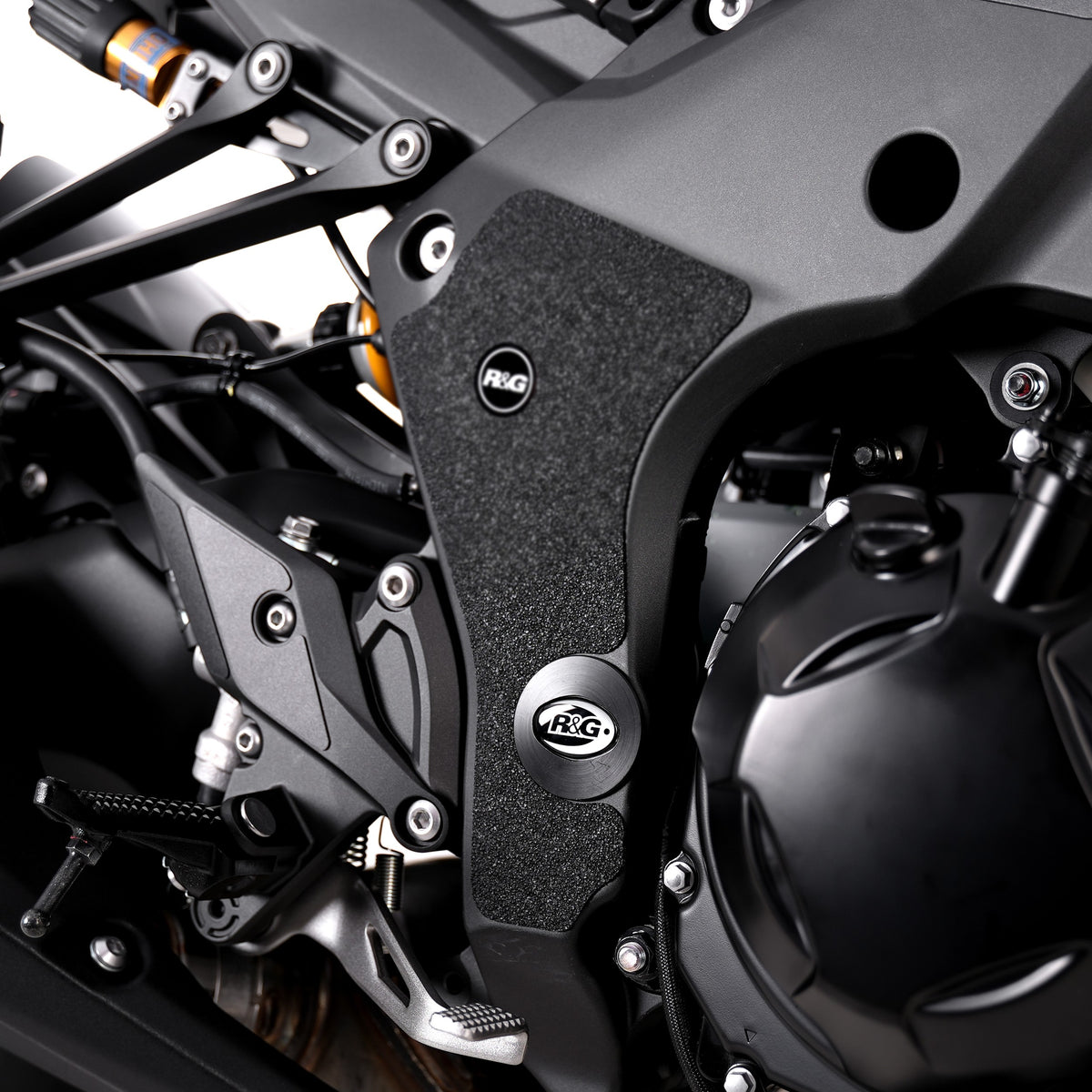 Frame Plug for the Kawasaki Z1100 '26-, ZX-10R '08- , Z1000 '10- '24, Z1000SX '11-'19, ZX-10RR '21-, Ninja 1000SX ’20- '24 & Ninja 1100SX (SE) '25-