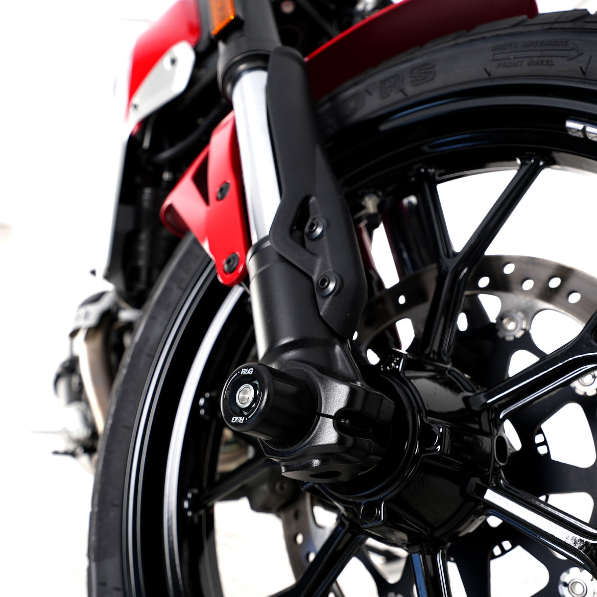 Fork Protectors for Ducati Scrambler models '15-, Scrambler Street Classic '18-, Scrambler 800 Full Throttle ’26-, 10th Anniversary Rizoma Edition ’26-, Scrambler Icon ’26-, Scrambler Icon Dark ’26- & Scrambler Nightshift ’26-
