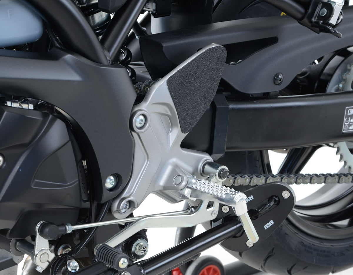 R&G Boot Guard Kit for Suzuki SV-7GX ‘26-, SV650 '16 & SV650X '18-