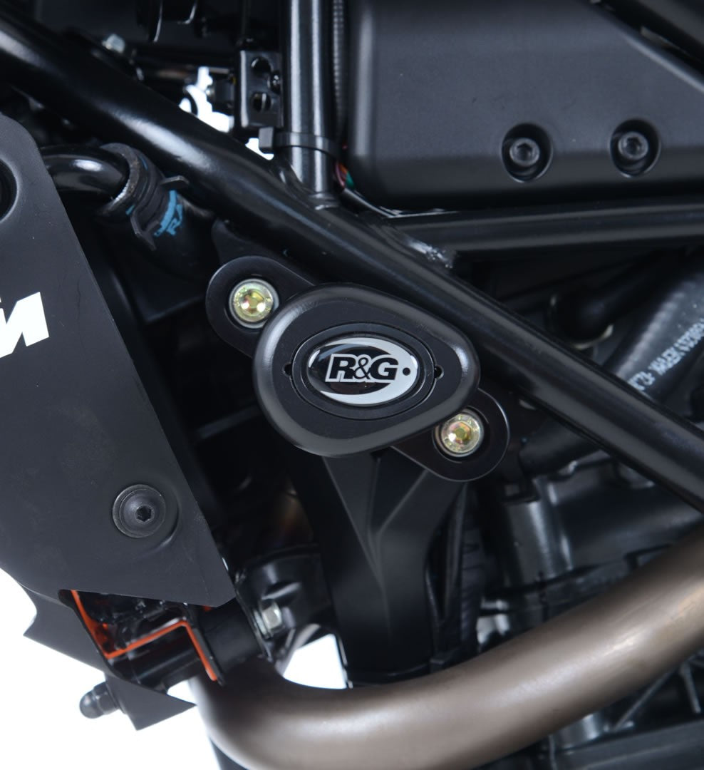 Crash Protectors - Aero Style forKTM 125 Duke '11-23, 200 Duke '12-, 250 Duke '17-23 and 390 Duke '13-23.