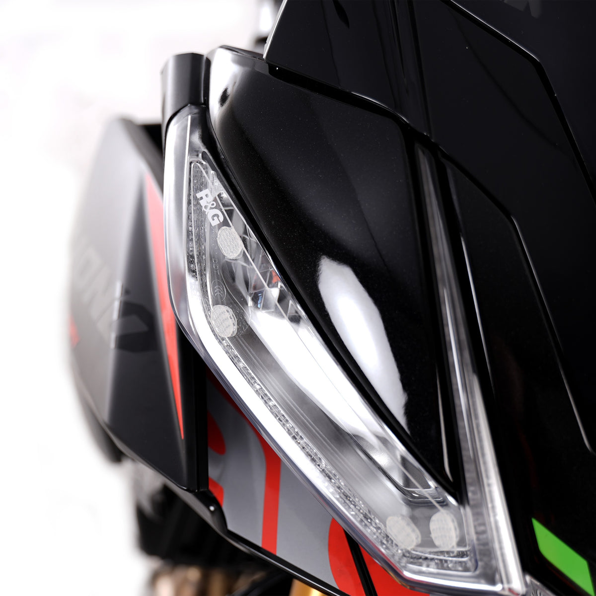 Headlight Shields for Aprilia RS660 '21-, RS660 Factory '25-, Tuono 660 '21-, Tuono 660 Factory '25-, Tuono 1100 '21- '24,Tuono V4 1100 Factory '21- & RSV4 1100 Factory '21- '24 RS457 '24-