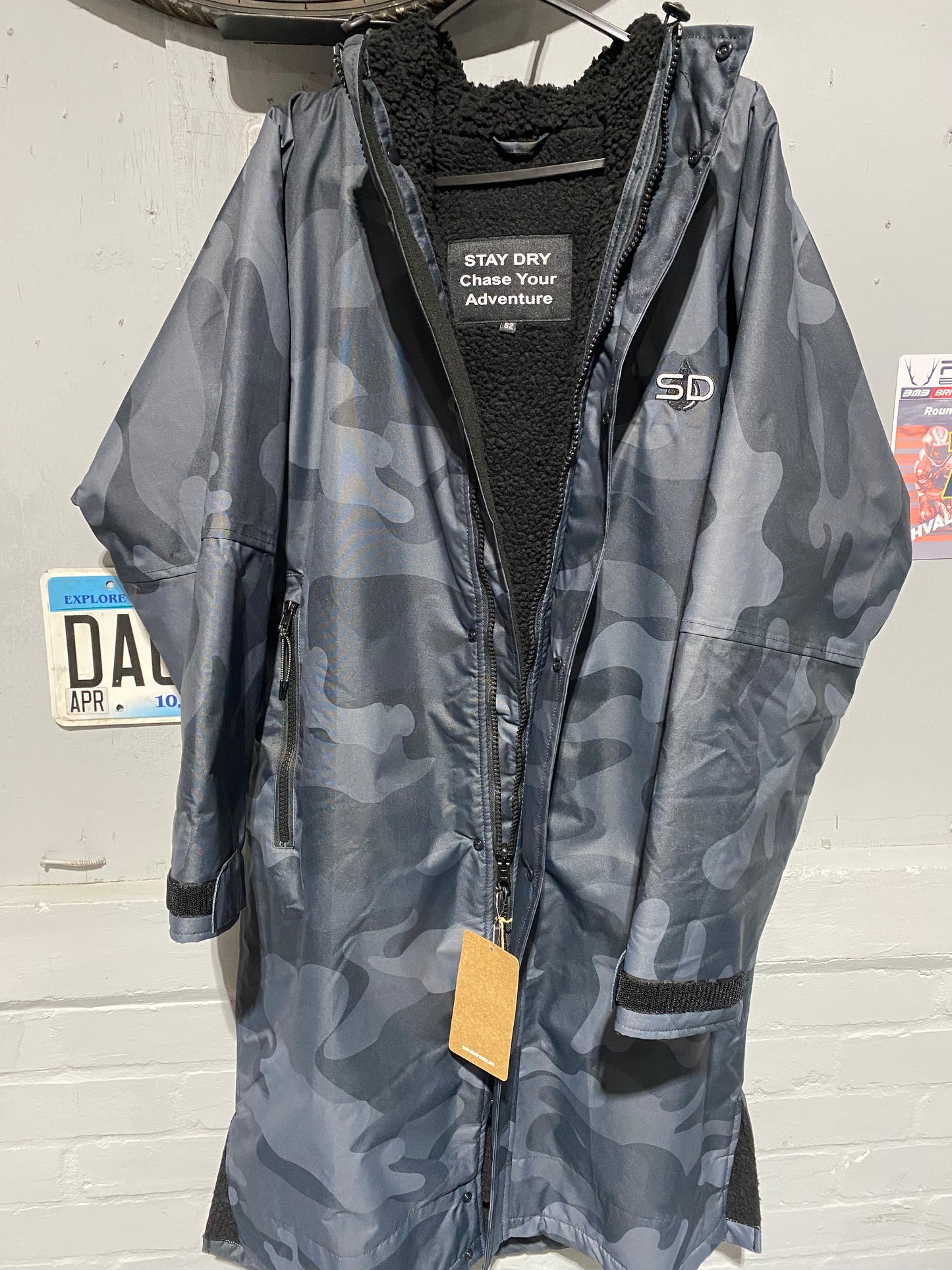 Stay Dry Robe Coat – Warm, Fleece Lined, Stylish & Waterproof, O2