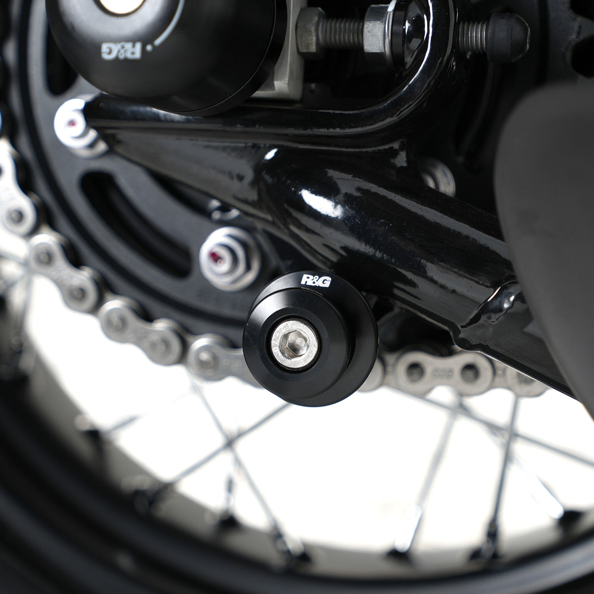 M8 Elevation Paddock Stand Bobbins