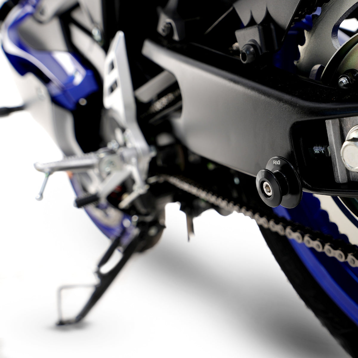 M6 Paddock Stand Bobbins for Yamaha Tenere World Rally(T7 ) '23-, YZF-R125 '19-, MT-125 '20-, Ducati Monster V2 ’26- , Monster V2+ ’26- and 10 others.