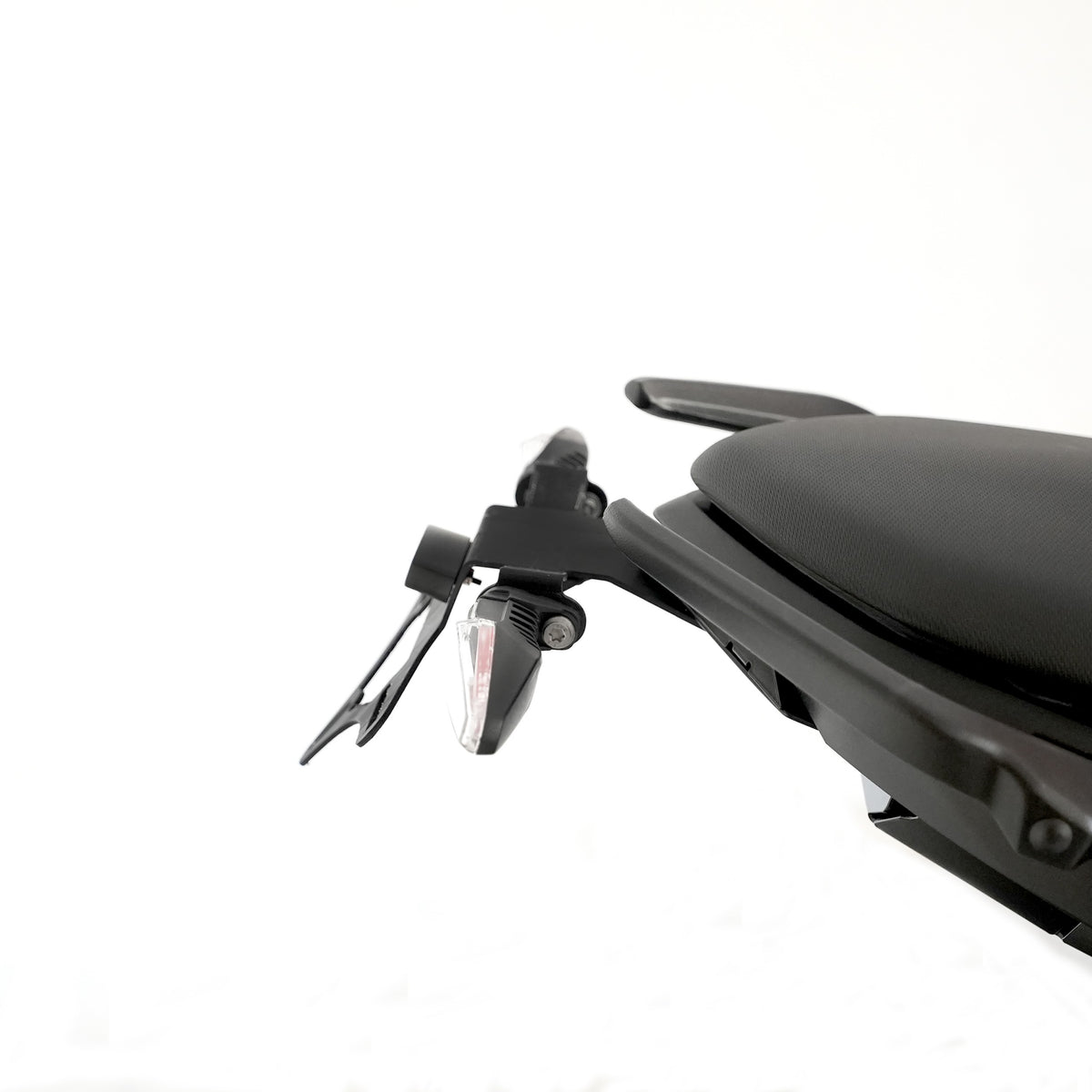 Tail Tidy for the BMW F900 R '25- & F900 XR '25.