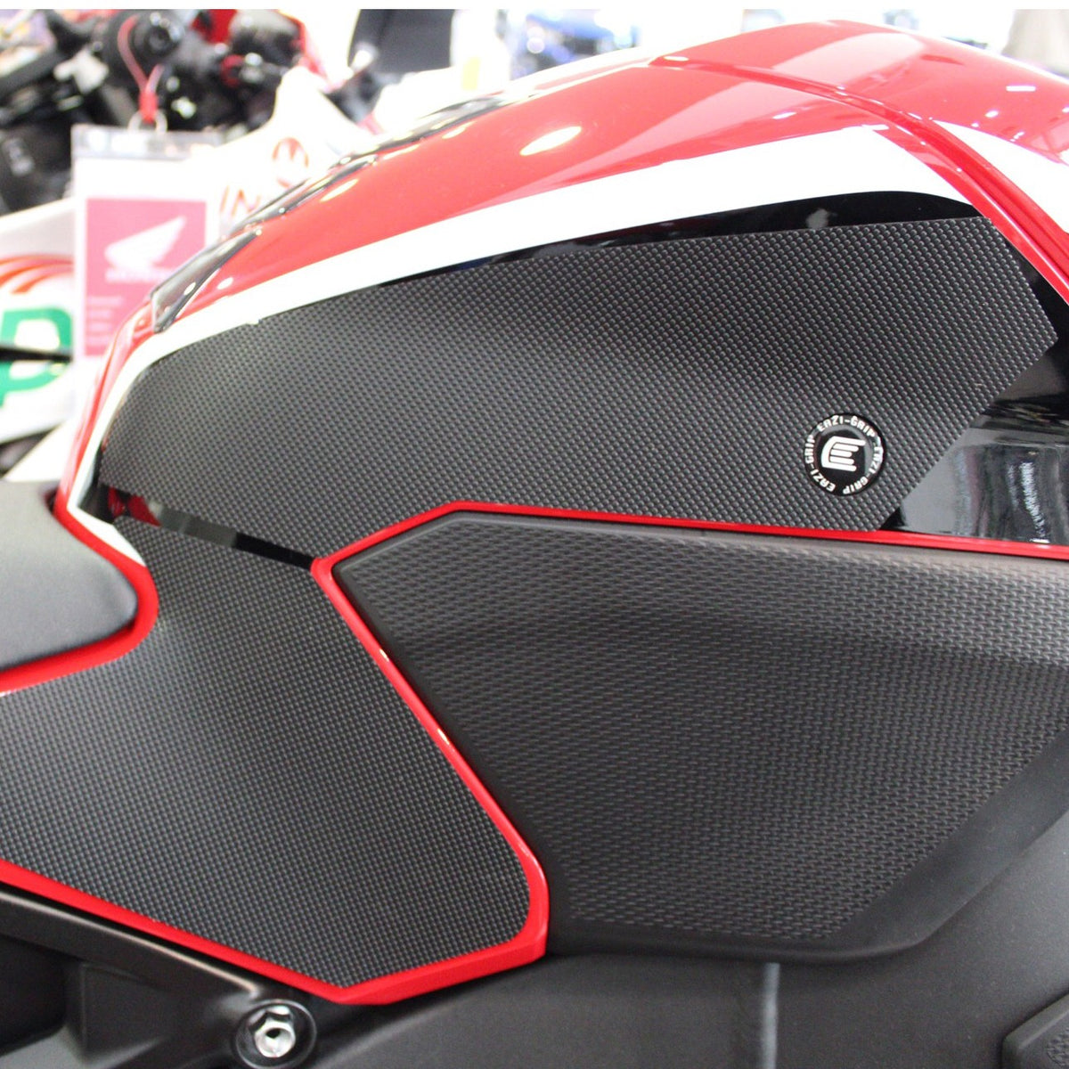 Eazi-Grip Honda CBR1000RR Fireblade '17-19 - PRO
