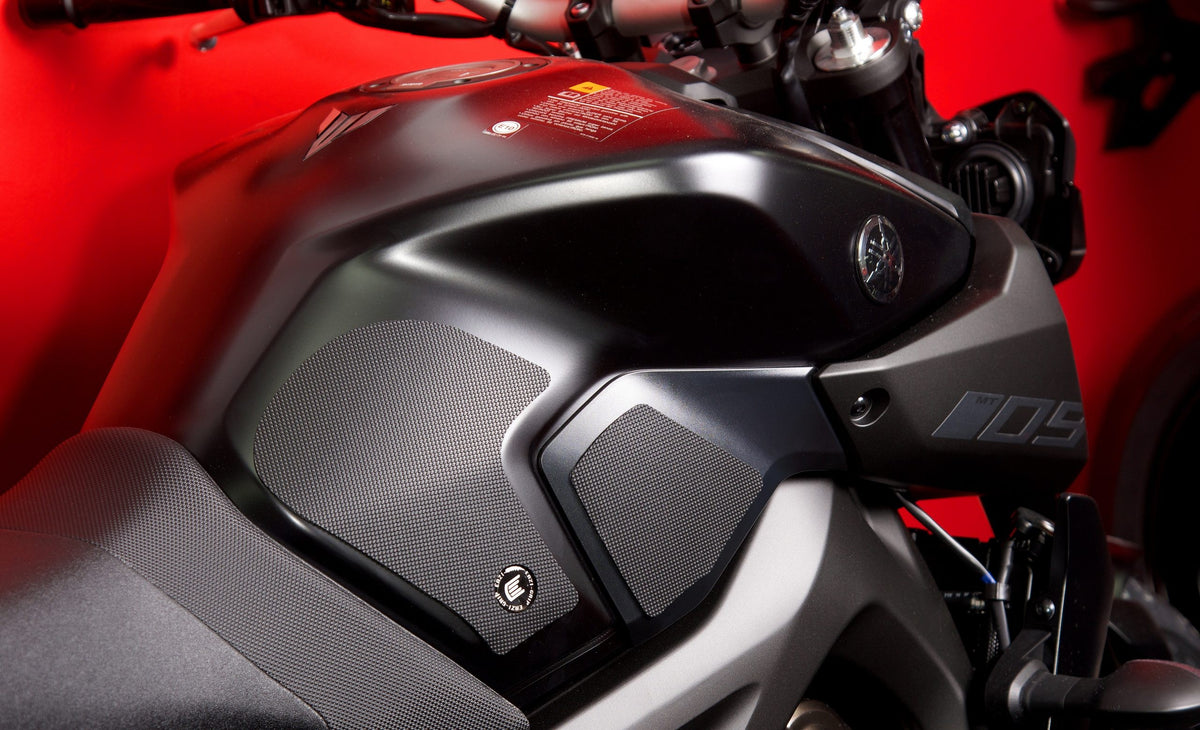 Eazi-Grip Yamaha MT-09 Black '13-20 - PRO