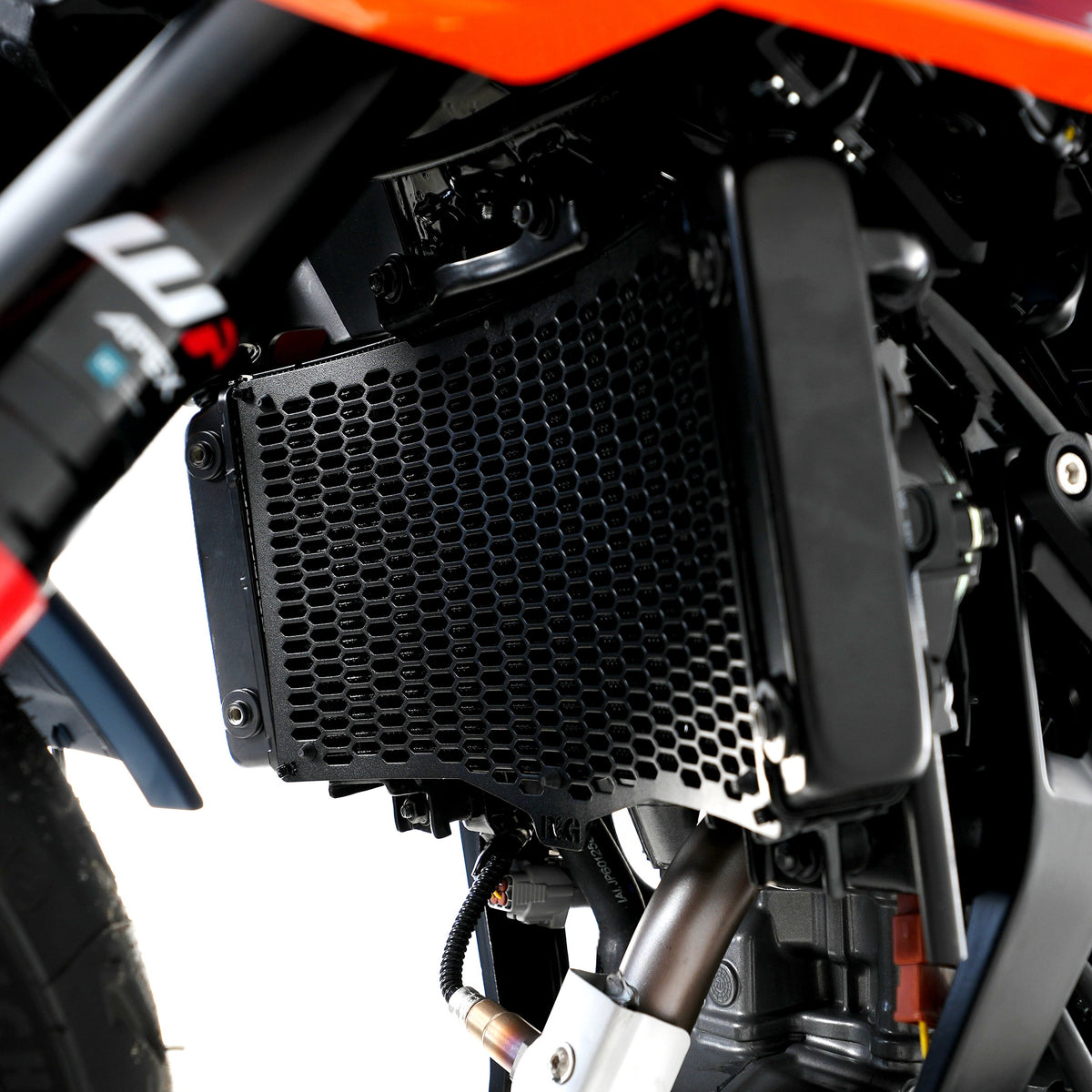 PRO Radiator Guard for KTM RC 390 / 125 / 200 '22-, Duke 125/250/390 '24-,Husqvarna Vitpilen 401 '24-
