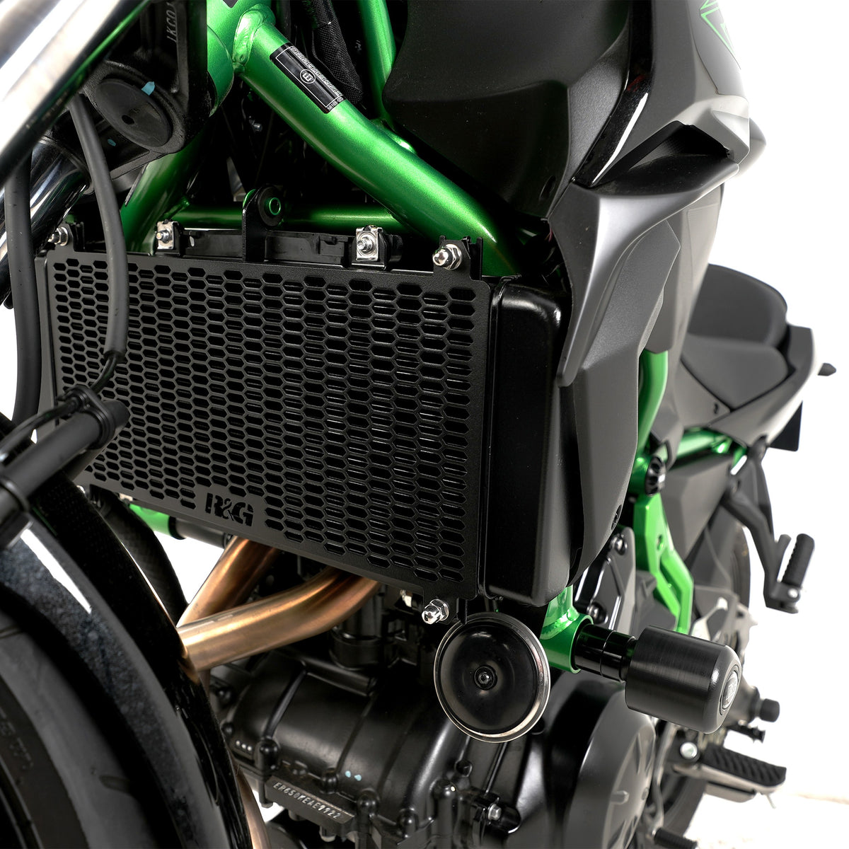 PRO Radiator Guard for Kawasaki Z650 S ‘26-, Ninja 650 '17-, Z650 '17- & Z650RS '22-