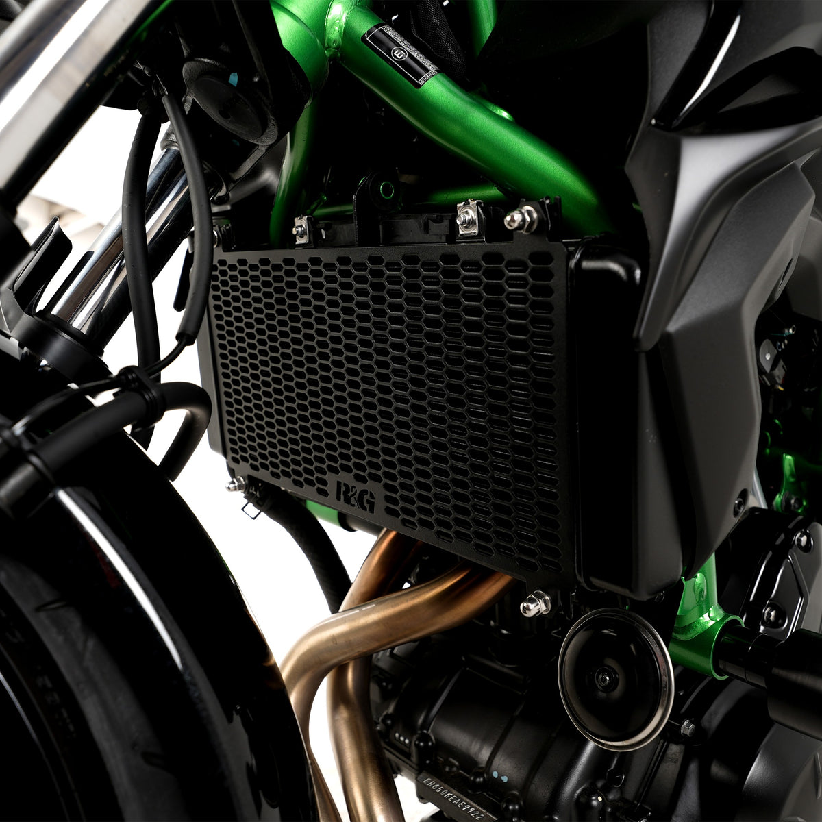 PRO Radiator Guard for Kawasaki Z650 S ‘26-, Ninja 650 '17-, Z650 '17- & Z650RS '22-